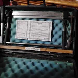 Professional Carpet Stretcher in Black